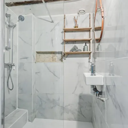 Bnbnova - Chic 1br Steps From The Louvre & Palais Royal & Opera * Paris